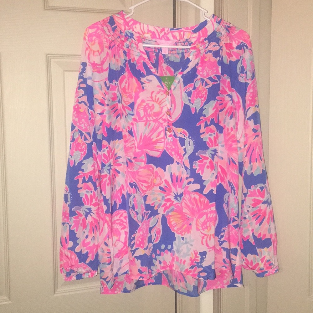 Lilly Pulitzer top, size medium, NWT!